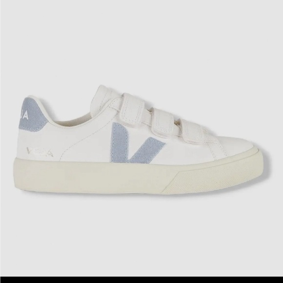 Veja Shoes - Womens Veja Recife sneakers NWT